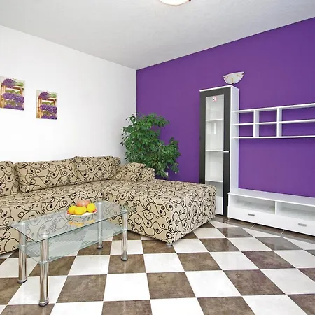 Two-bedroom With Sea View 06 Μακάρσκα