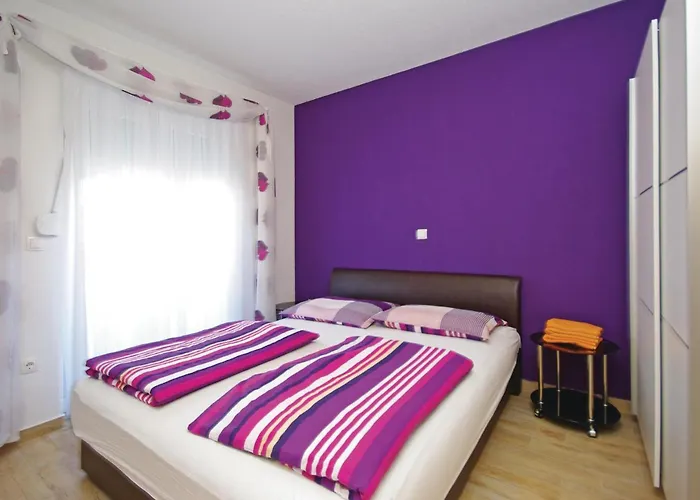 Two-bedroom With Sea View 06